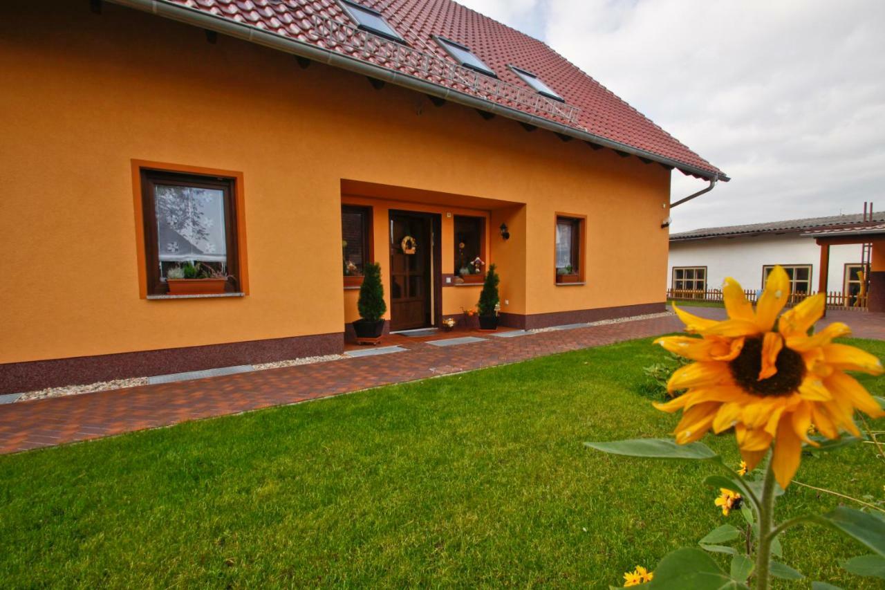 Am Waldrand Spreewald Hotell Burg  Exteriör bild